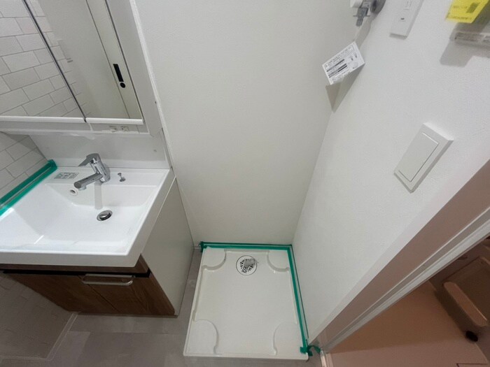 物件内観写真13　(洗濯機置場)