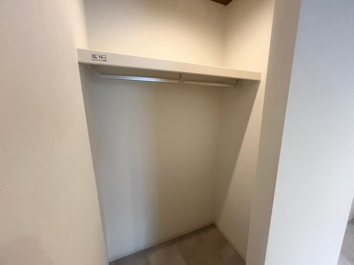 物件内観写真17　(収納)