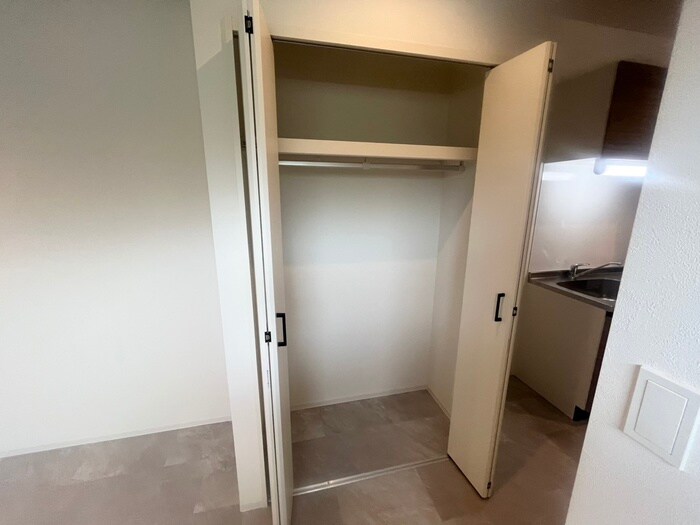 物件内観写真18　(収納)