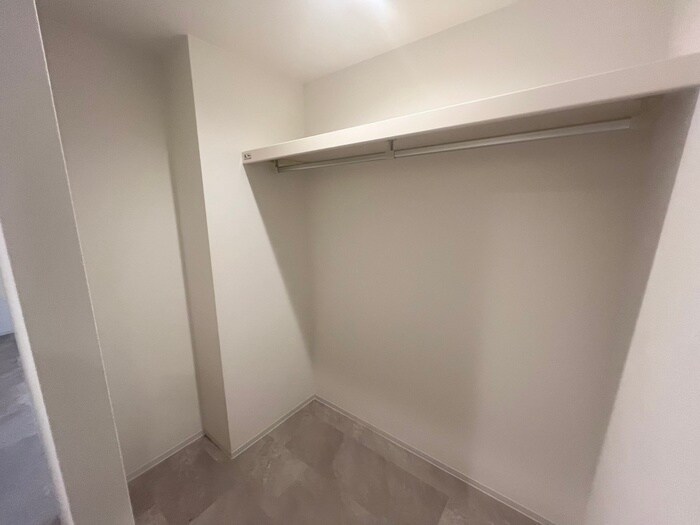物件内観写真18　(収納)