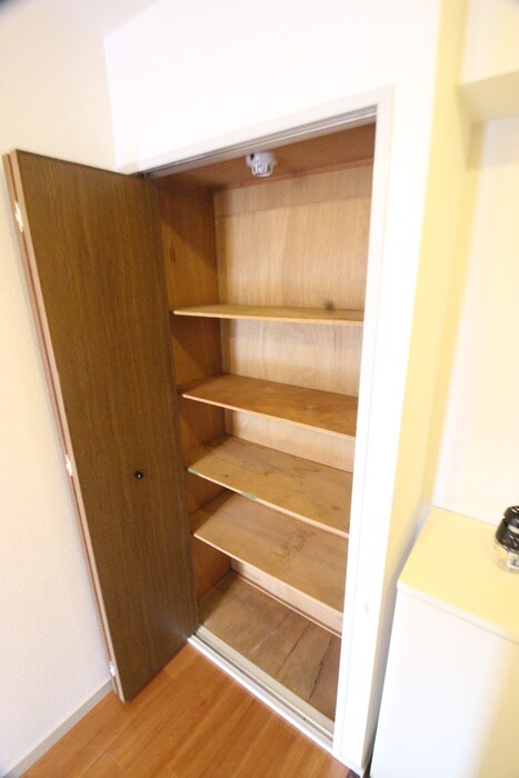 物件内観写真8　(靴箱)