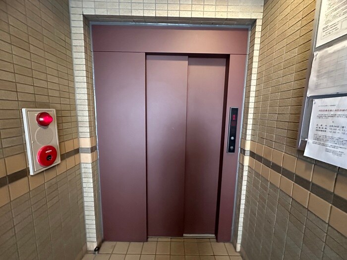 物件外観写真6　(建物設備)