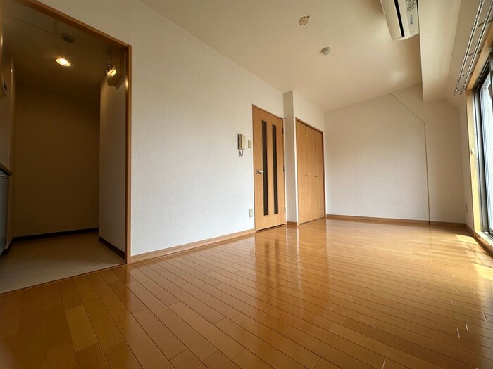 物件内観写真13　(居室)