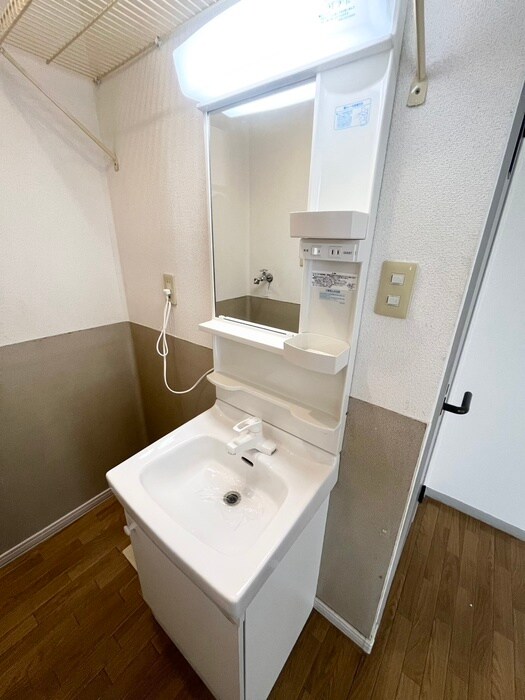 物件内観写真7　(洗面)