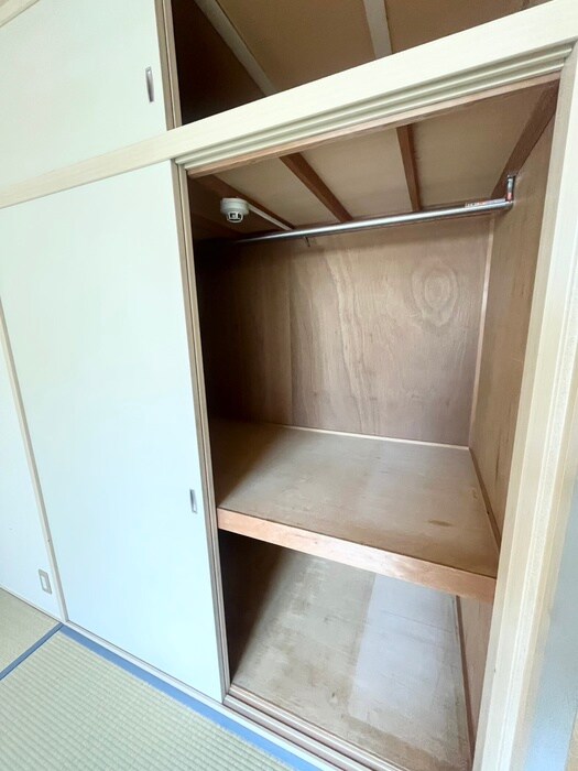 物件内観写真16　(収納)