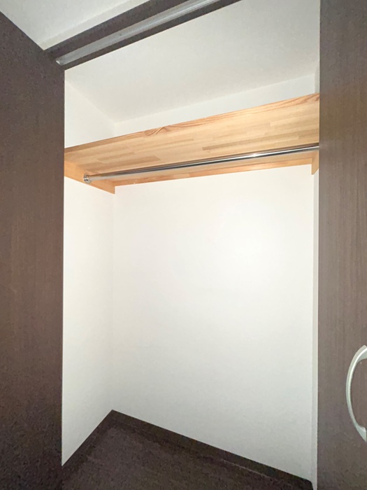 物件内観写真10　(収納)