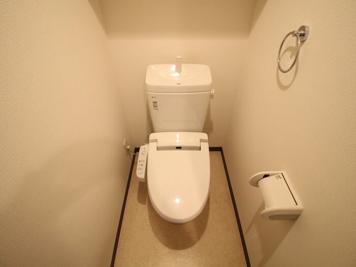 物件内観写真10　(トイレ)