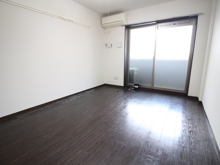 物件内観写真16　(居室)