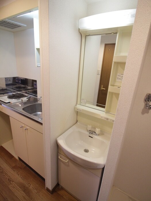 物件内観写真12　(洗面)