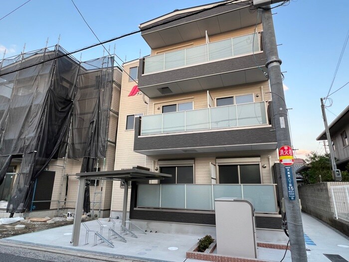 物件外観写真2　(外観写真)