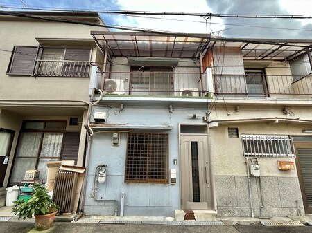 東新町テラスハウス外観写真