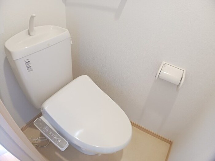 物件内観写真12　(トイレ)