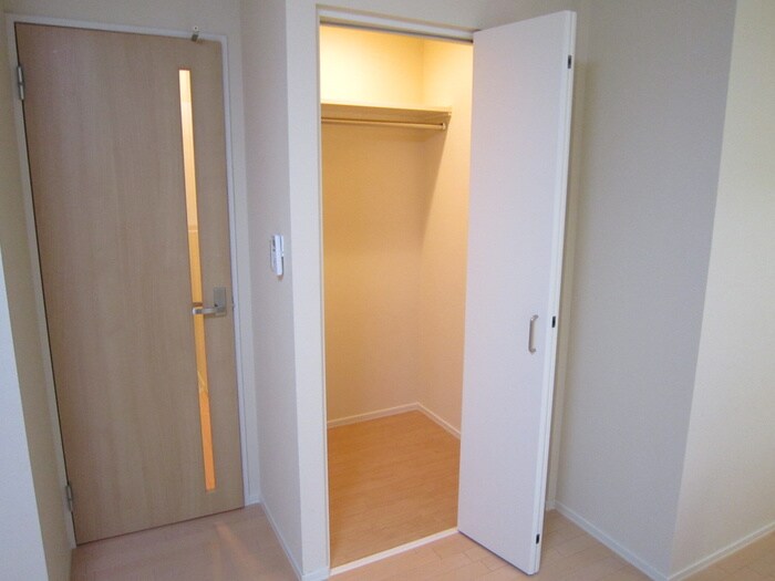 物件内観写真17　(収納)