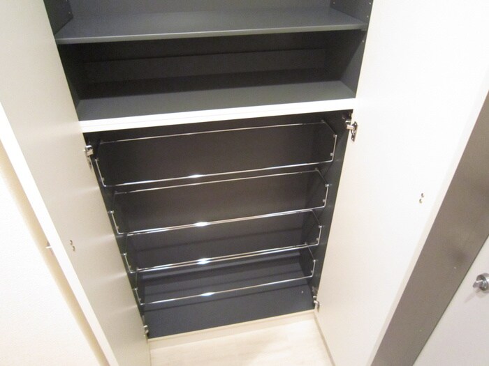 物件内観写真19　(靴箱)