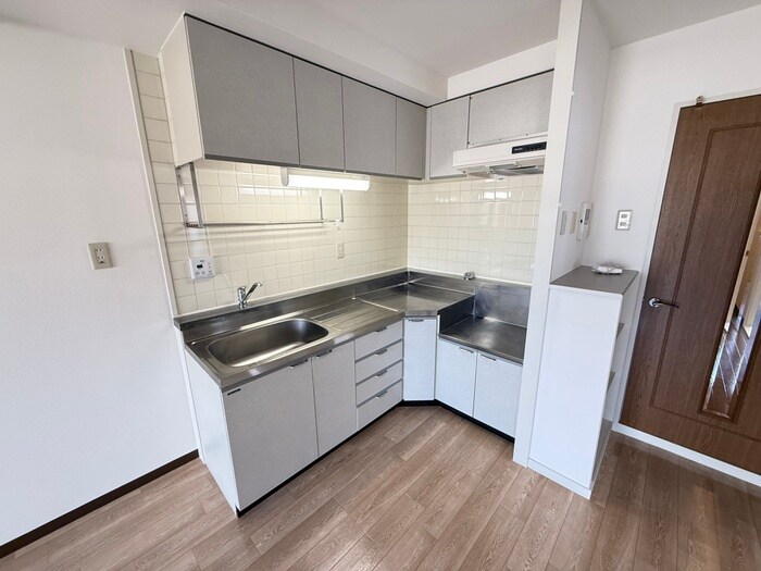 物件内観写真8　(キッチン)