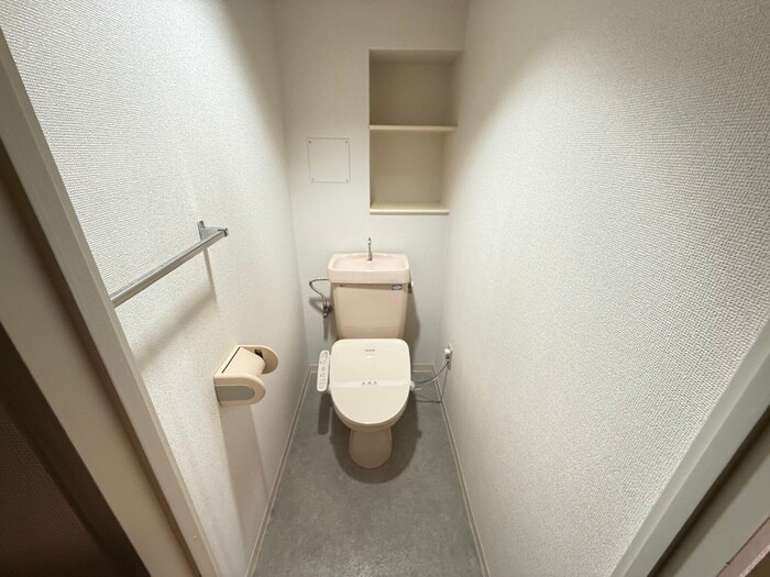 物件内観写真10　(トイレ)