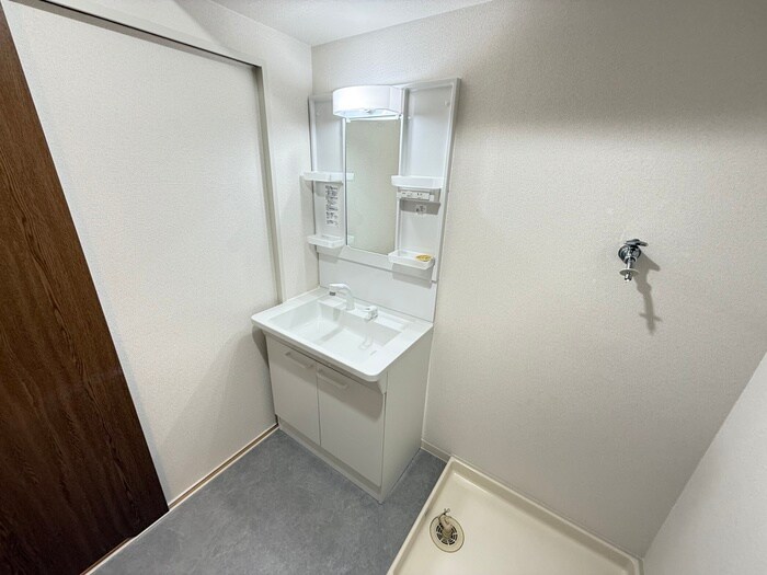 物件内観写真11　(洗面)