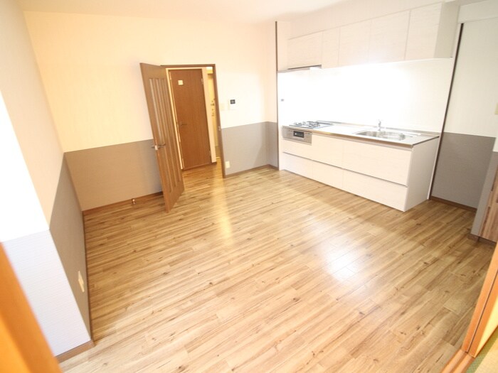 物件内観写真8　(居室)