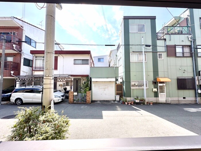 物件内観写真16　(室内からの展望)