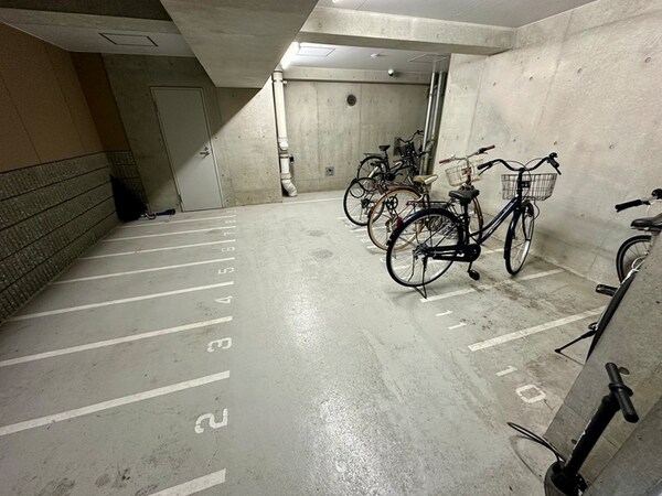 駐輪場