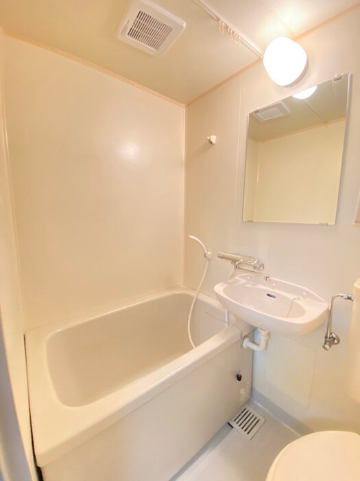 物件内観写真10　(バス／シャワールーム等)