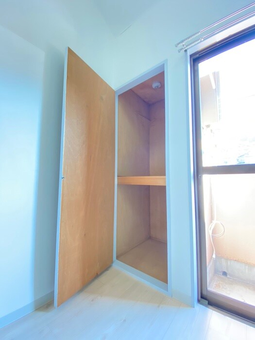 物件内観写真14　(収納)