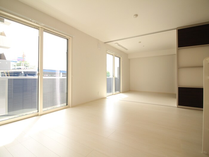 物件内観写真9　(居室)