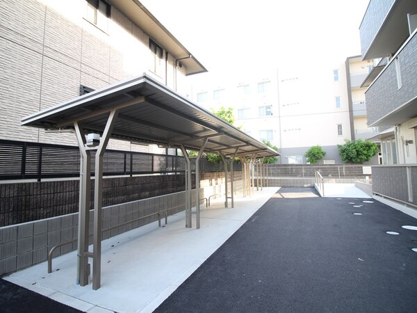 駐輪場