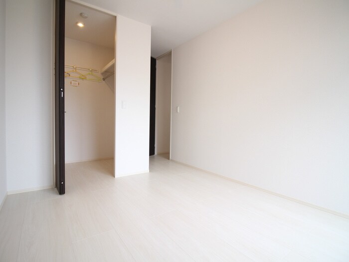 物件内観写真13　(居室)