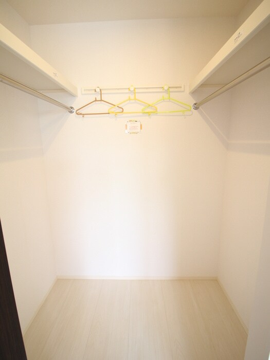 物件内観写真14　(収納)