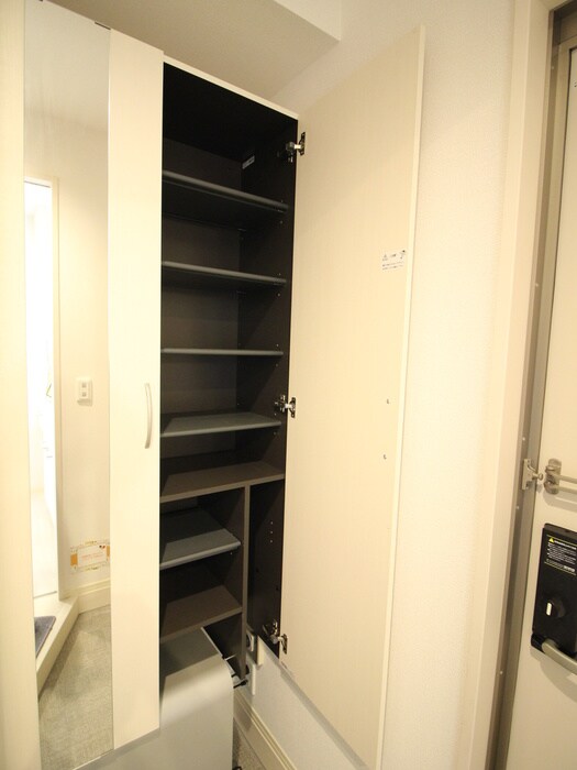 物件内観写真18　(靴箱)