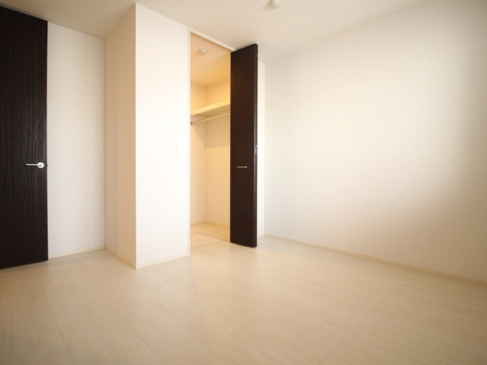 物件内観写真18　(居室)