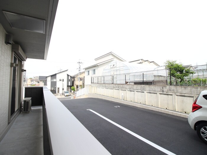 物件内観写真22　(室内からの展望)