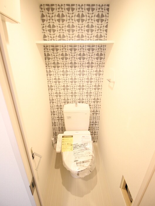 物件内観写真9　(トイレ)