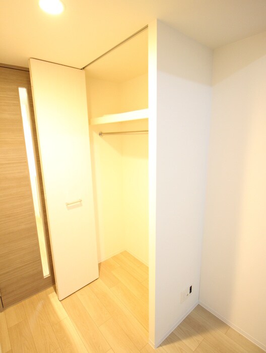 物件内観写真12　(収納)