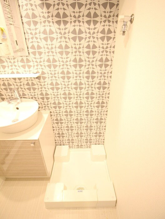 物件内観写真13　(洗濯機置場)