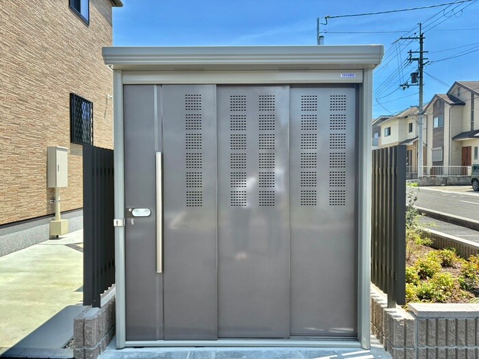 物件外観写真4　(建物設備)