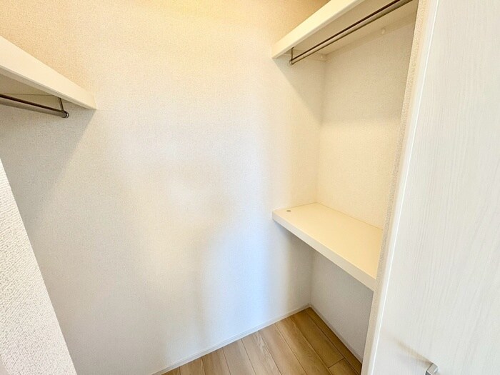物件内観写真9　(収納)