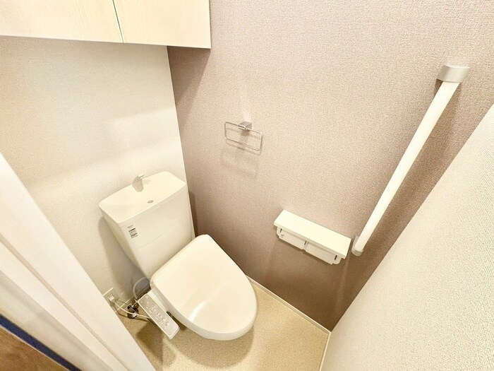 物件内観写真13　(トイレ)