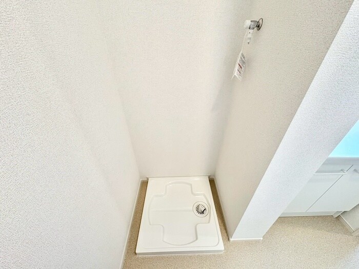 物件内観写真17　(洗濯機置場)