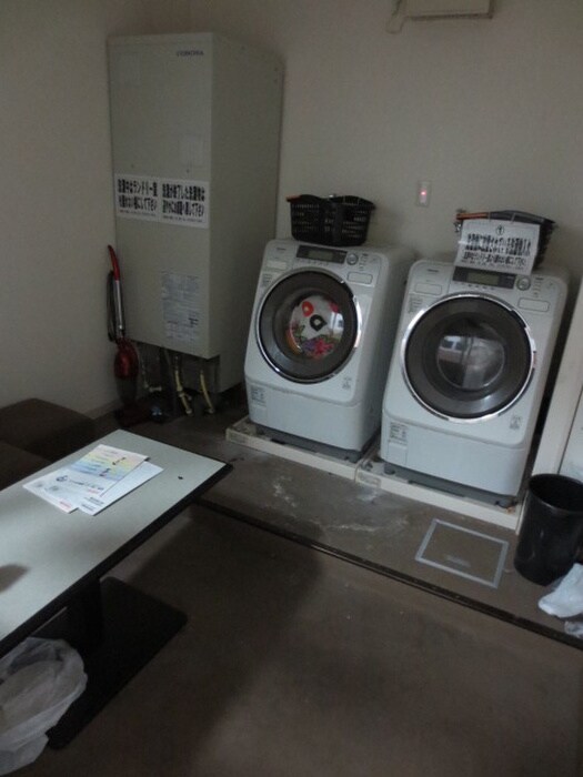 物件外観写真6　(建物設備)