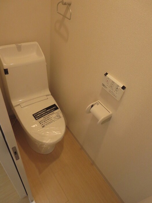 物件内観写真10　(トイレ)