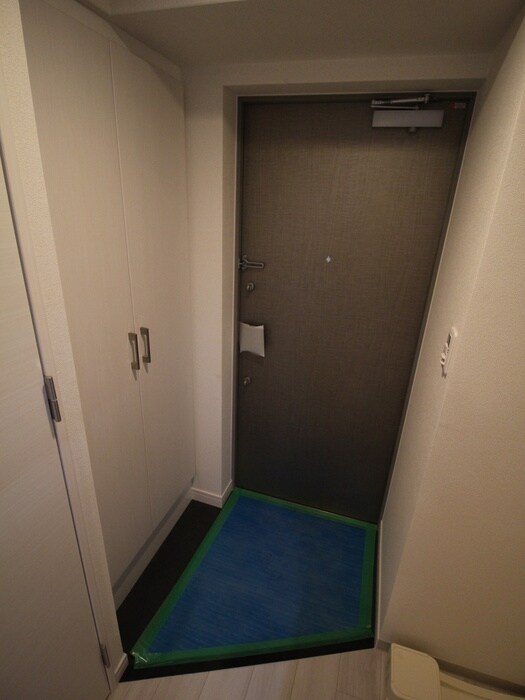 物件内観写真16　(玄関)