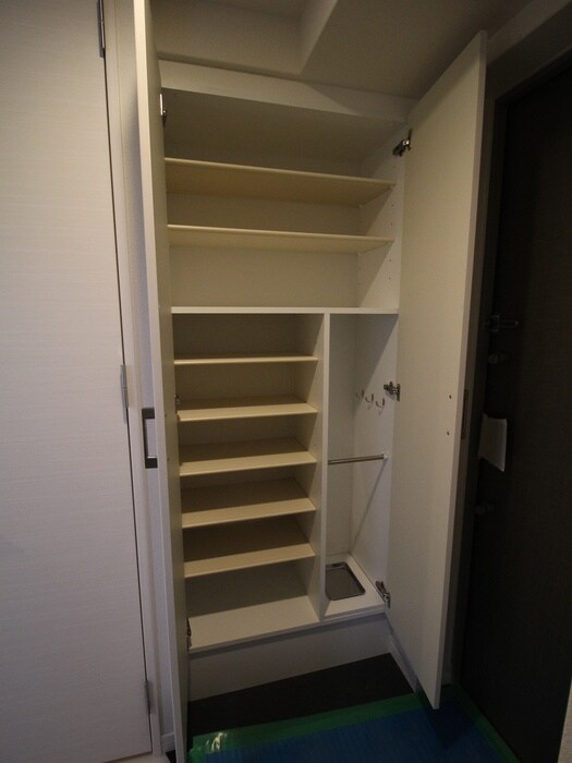 物件内観写真17　(靴箱)