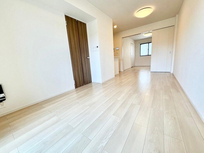 物件内観写真7　(居室)