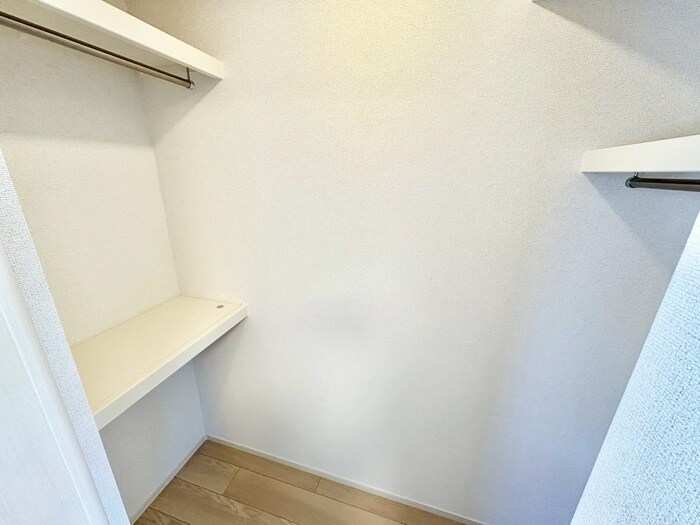 物件内観写真9　(収納)