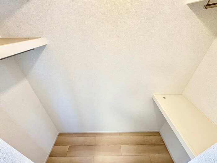 物件内観写真10　(収納)
