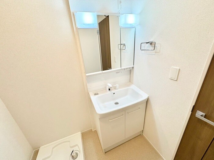 物件内観写真11　(洗面)