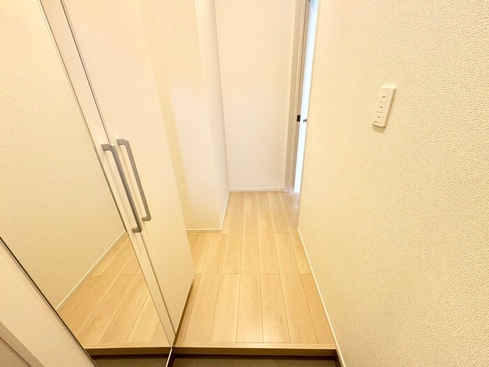 物件内観写真17　(廊下)