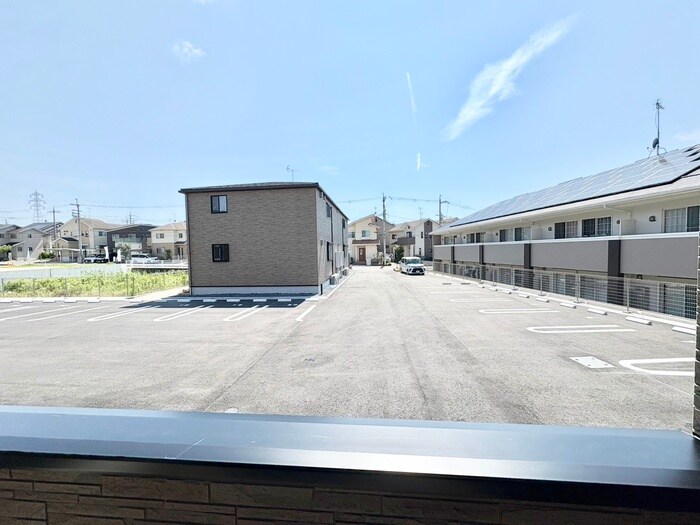 物件内観写真20　(室内からの展望)